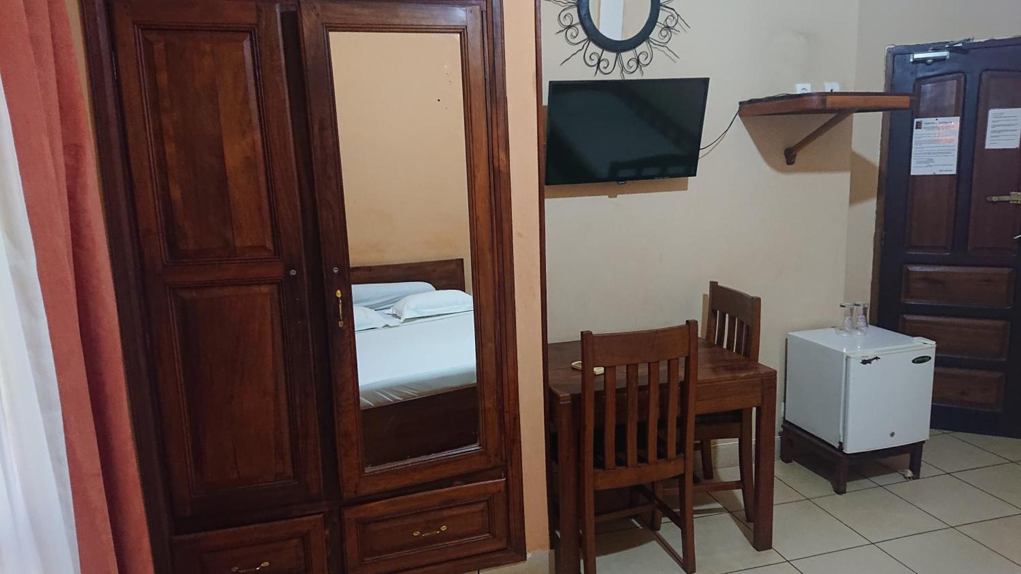 Central Hotel Antsiranana Rum bild